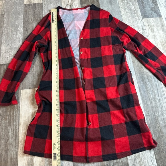 2XL Women’s Red Flannel Cardigan, Button Down - Picture 3 of 6